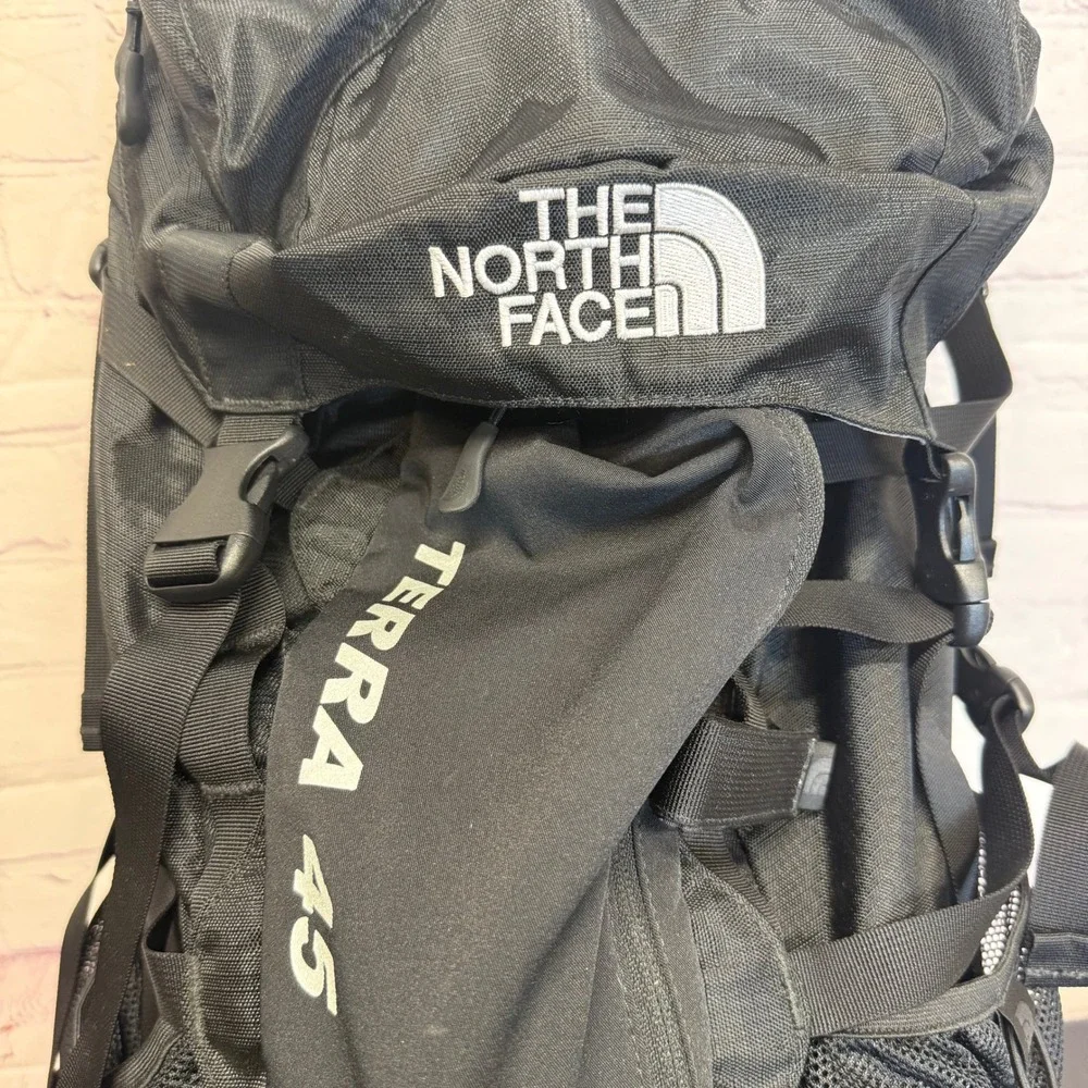 The North Face Terra 45 Backpack Black Hiking Travel Internal Frame Bag
